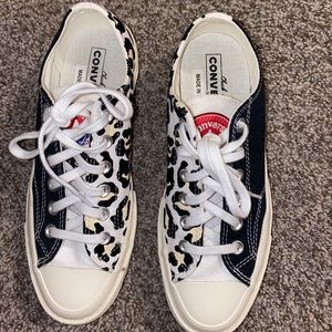 Low top Converse